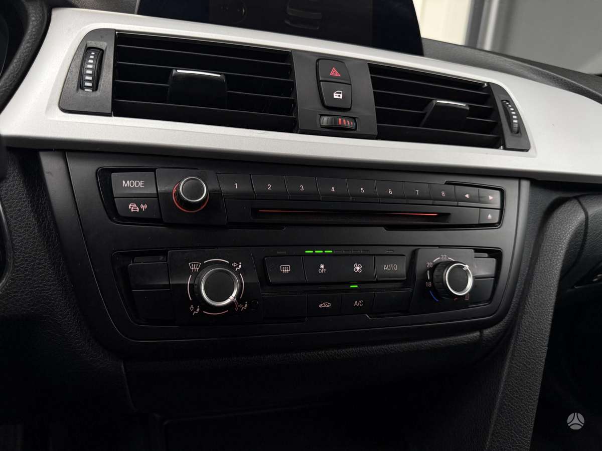 BMW 318, 2.0 l., Седан