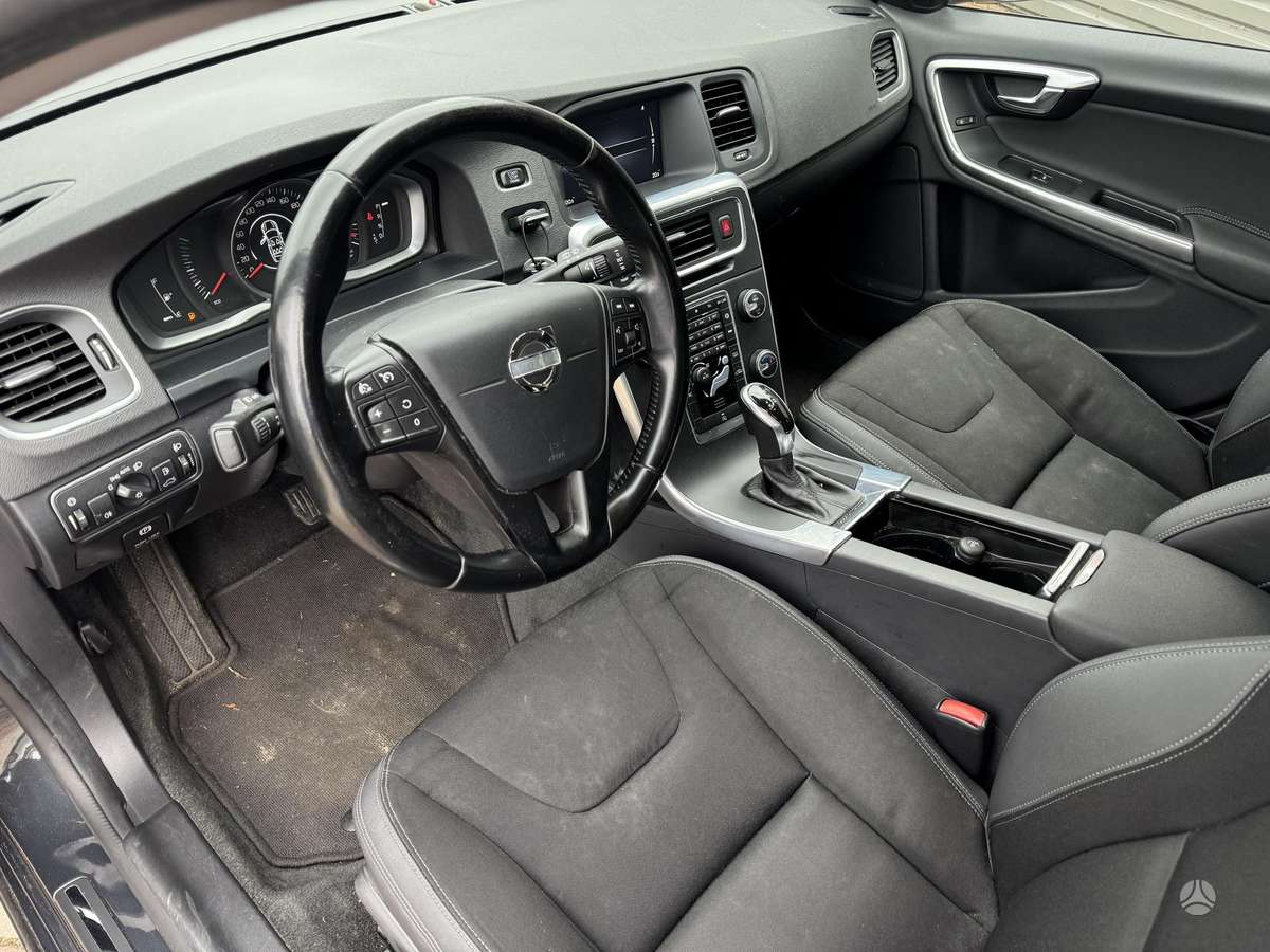 Volvo V60, 2.0 l., wagon