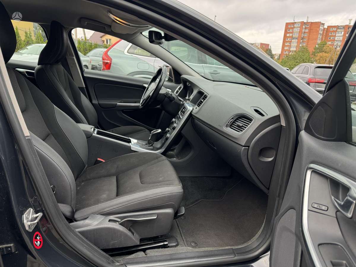 Volvo V60, 2.0 l., wagon