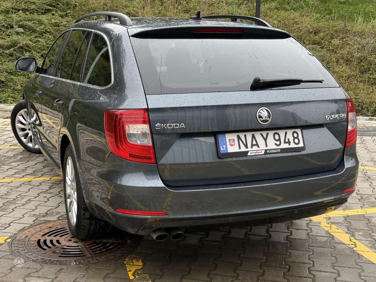 Skoda Superb, 2.0 l., wagon