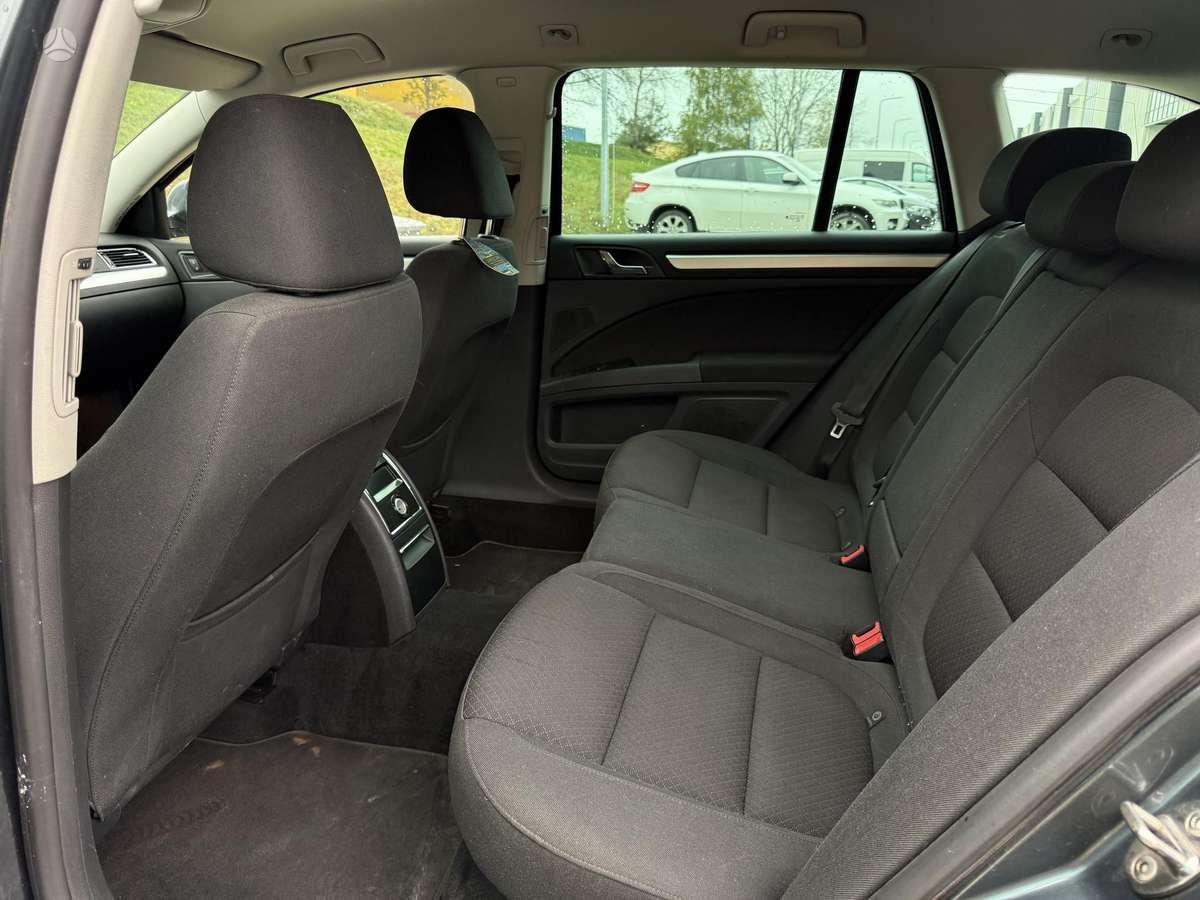 Skoda Superb, 2.0 l., wagon