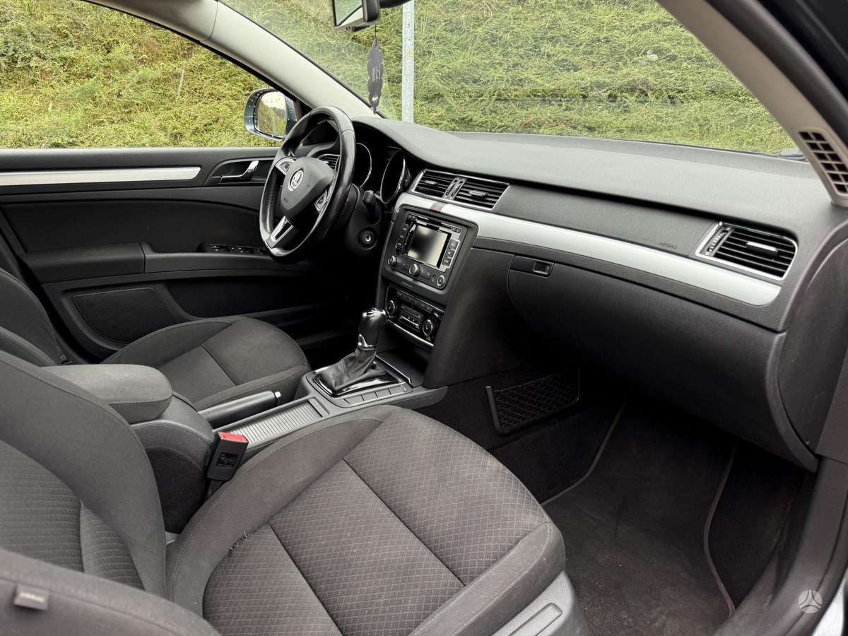 Skoda Superb, 2.0 l., wagon