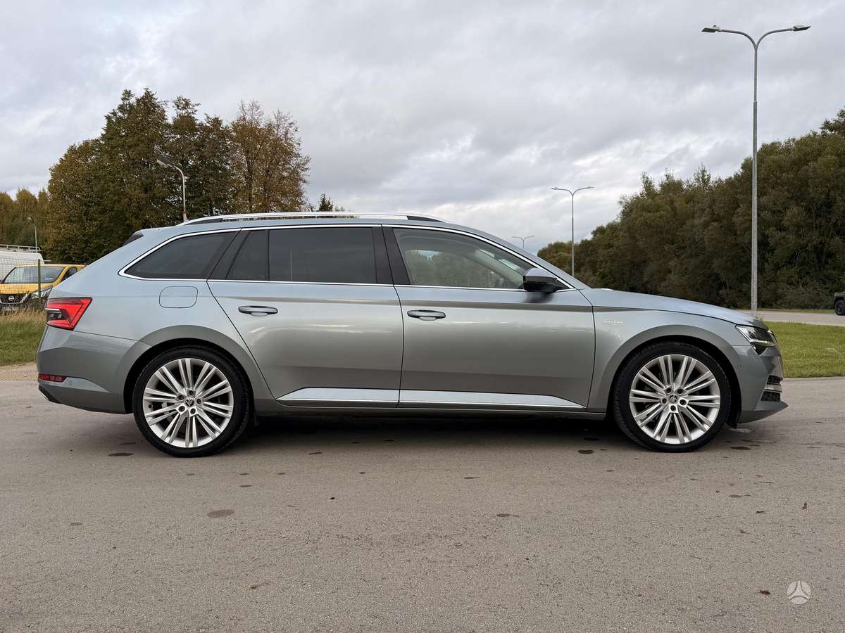 Skoda Superb, 2.0 l., wagon
