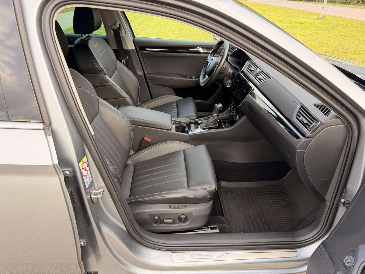 Skoda Superb, 2.0 l., wagon