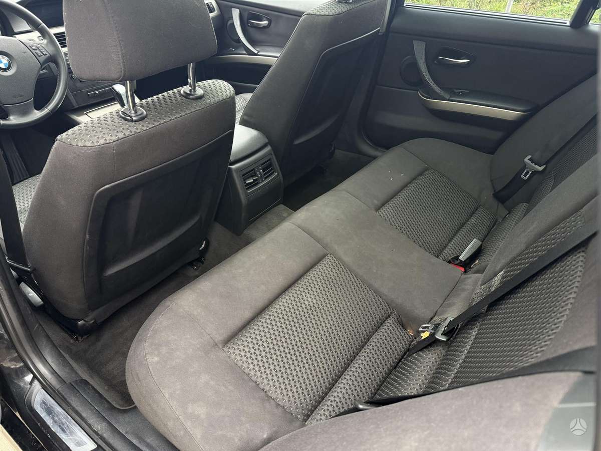 BMW 318, 2.0 l., wagon
