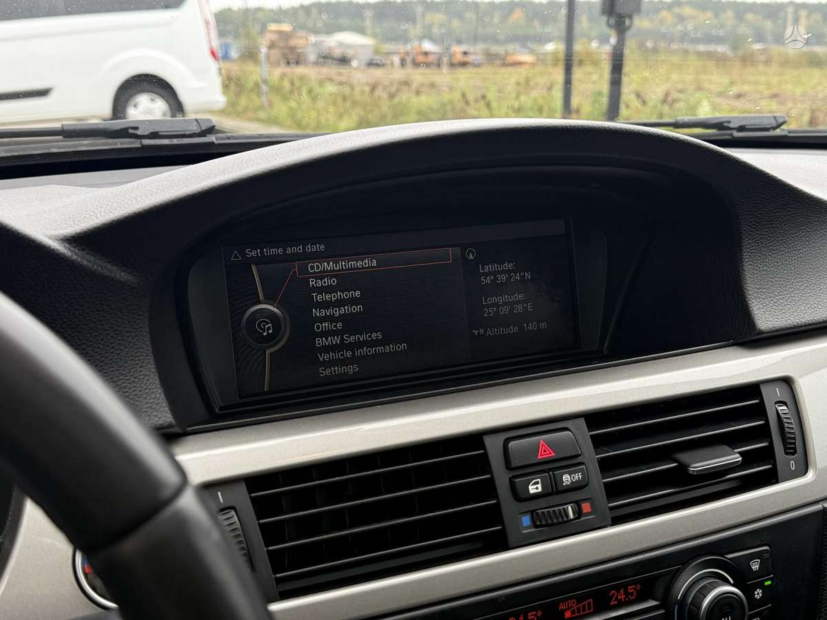 BMW 318, 2.0 l., Универсал