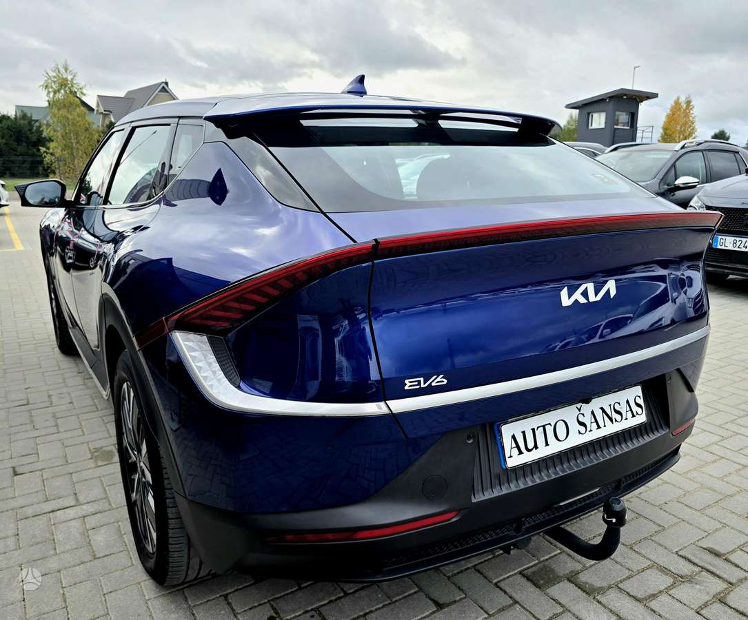 Kia EV6, 77 kWh, off-road / crossover