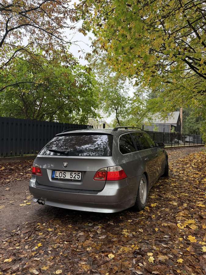 BMW 525, 2.5 l., universalas