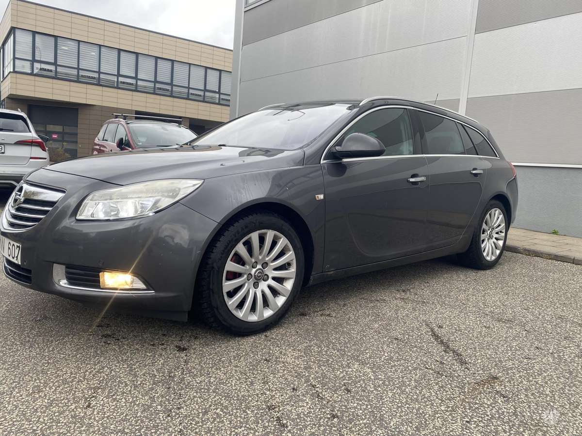Opel Insignia, 2.0 l., universalas