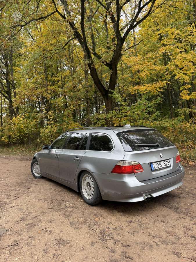 BMW 525, 2.5 l., universalas