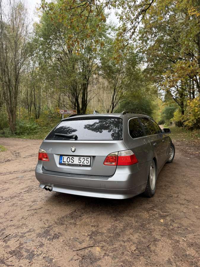 BMW 525, 2.5 l., universalas