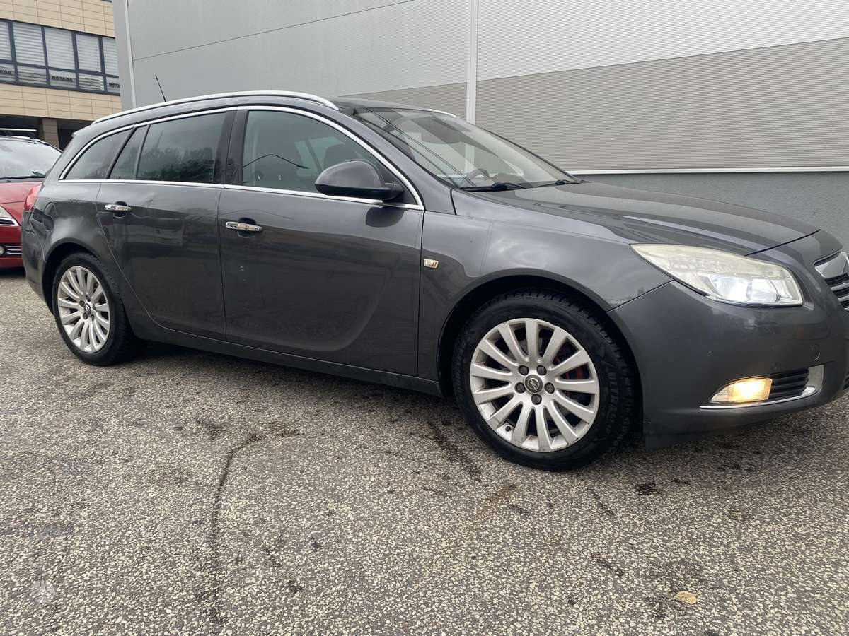 Opel Insignia, 2.0 l., Универсал