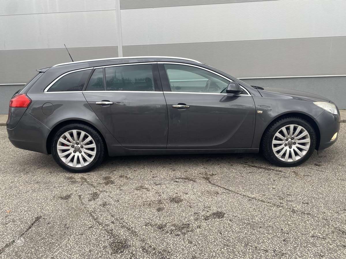 Opel Insignia, 2.0 l., Универсал