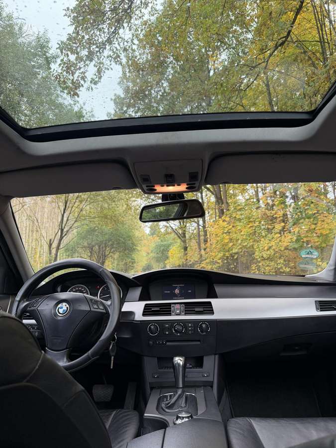 BMW 525, 2.5 l., universalas