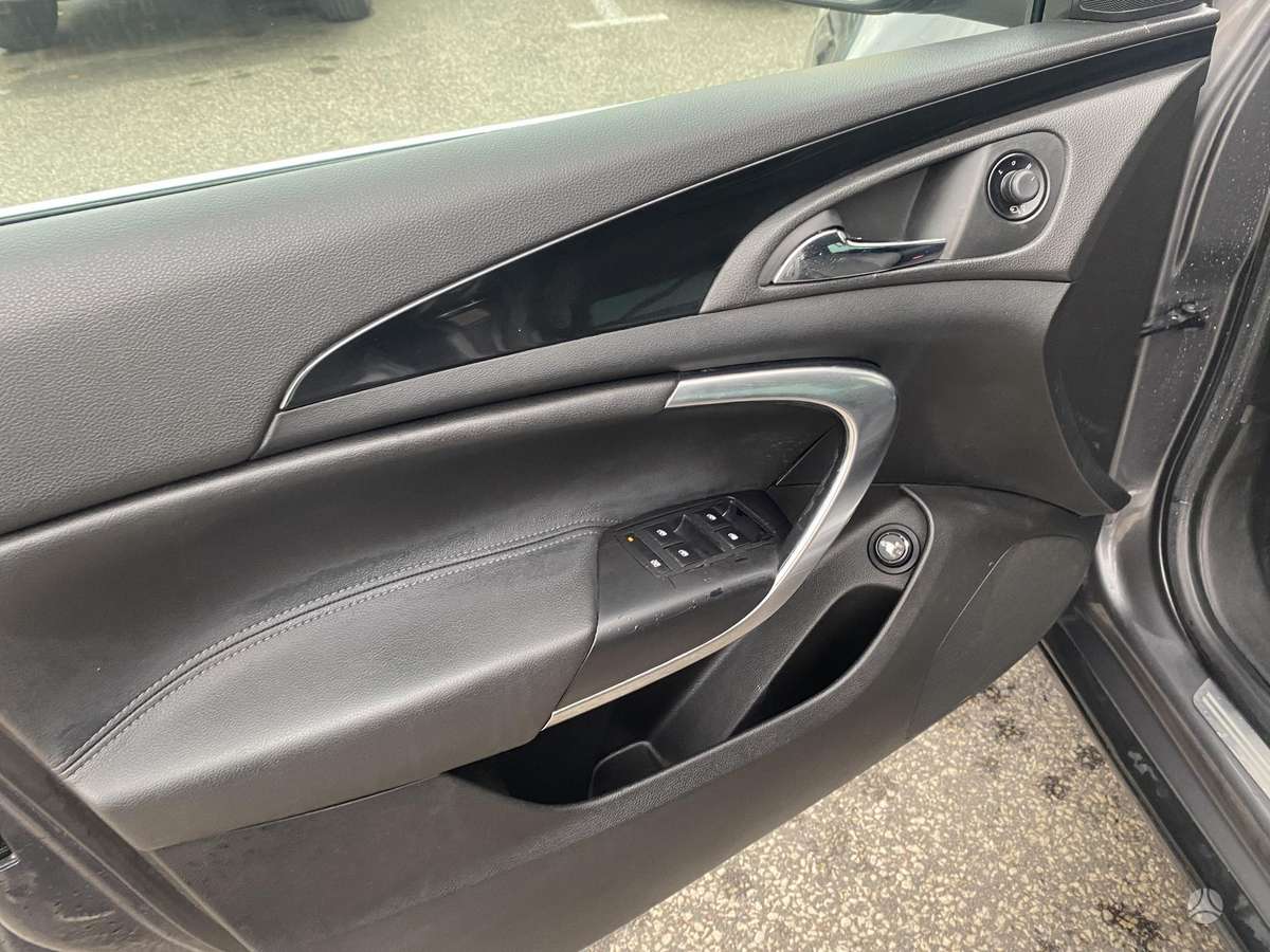 Opel Insignia, 2.0 l., wagon