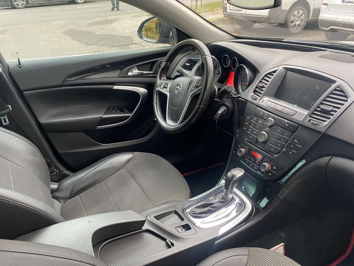 Opel Insignia, 2.0 l., wagon