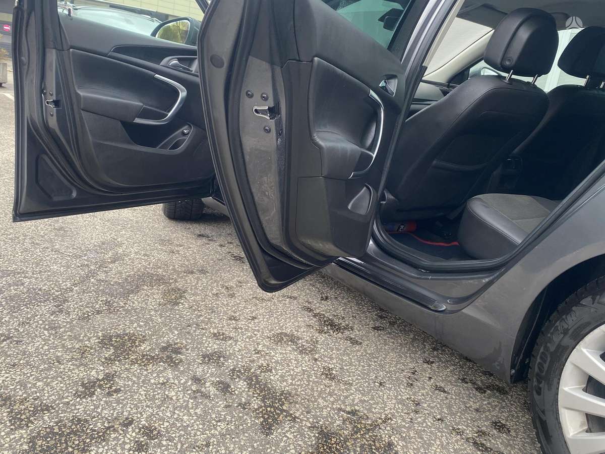 Opel Insignia, 2.0 l., wagon