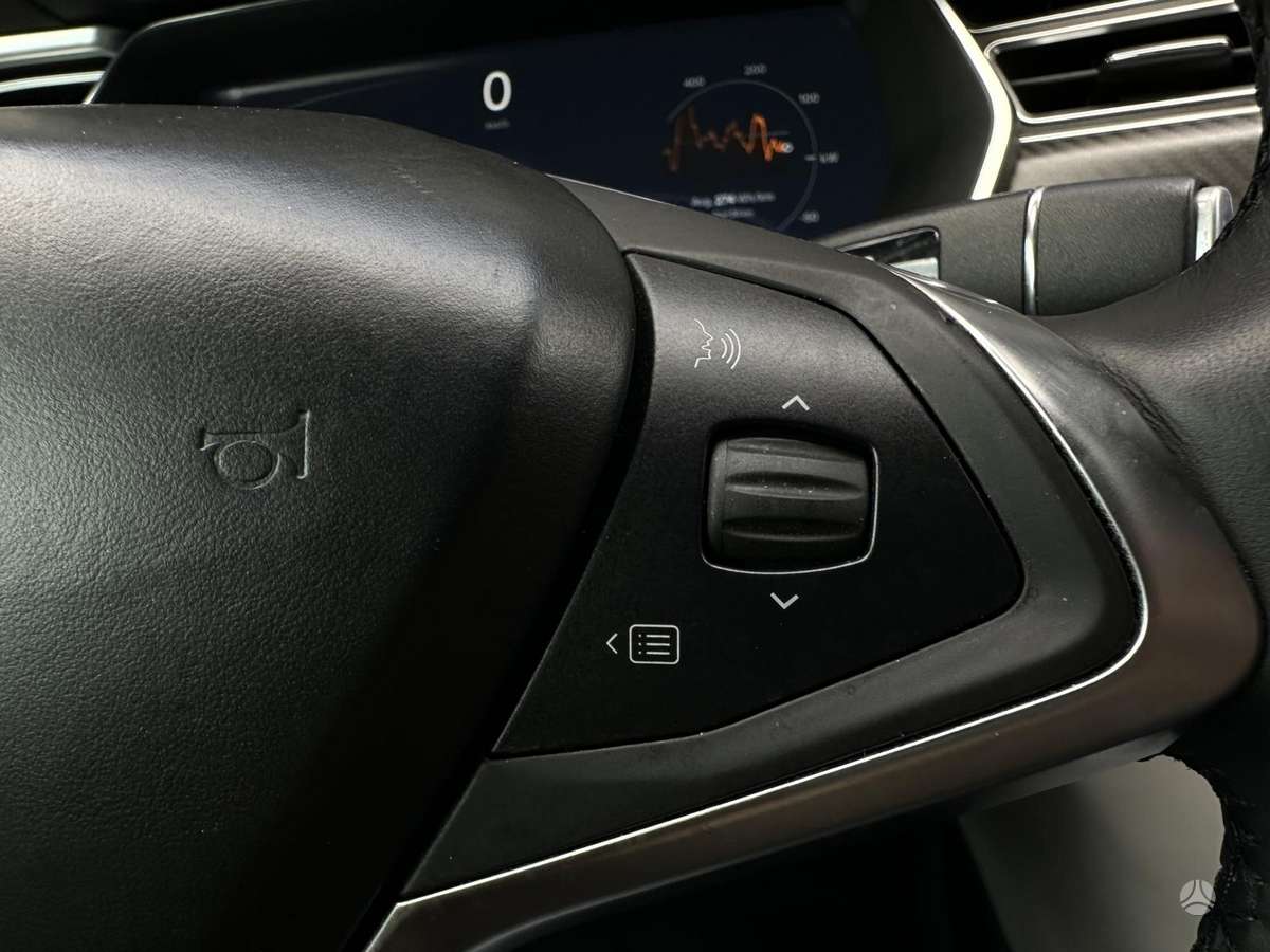 Tesla Model S, 90 kWh, hatchback