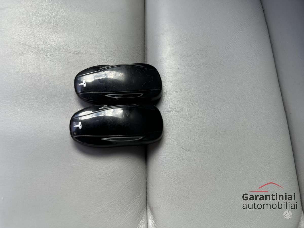 Tesla Model S, 90 кВт·ч, Хэтчбек