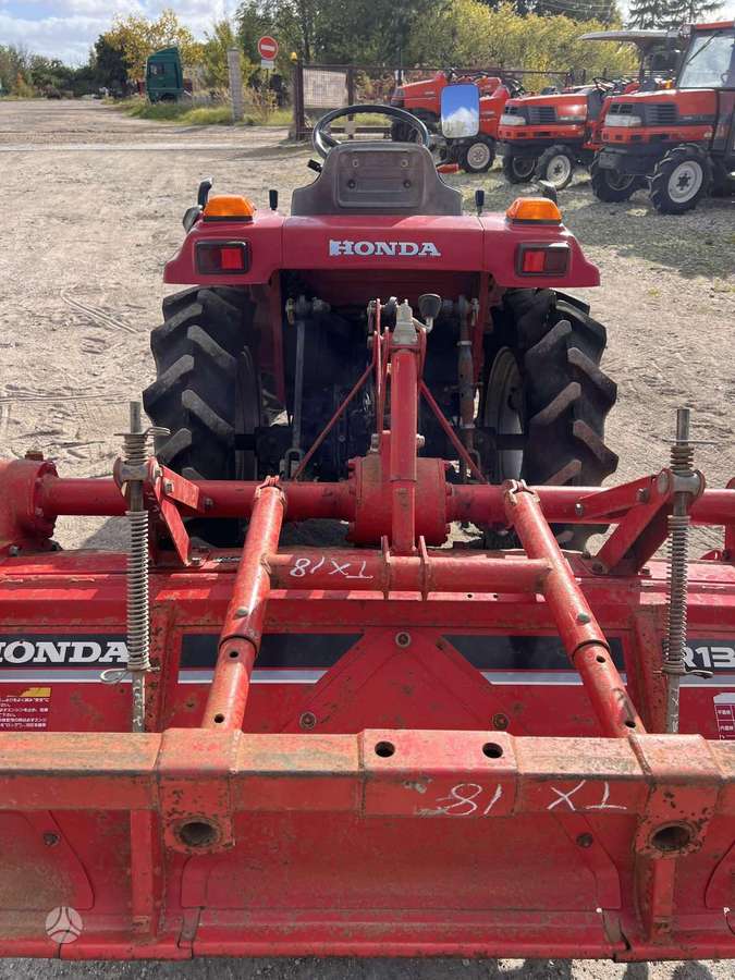 Honda ĮVAIRIŲ MODELIŲ, traktoriai