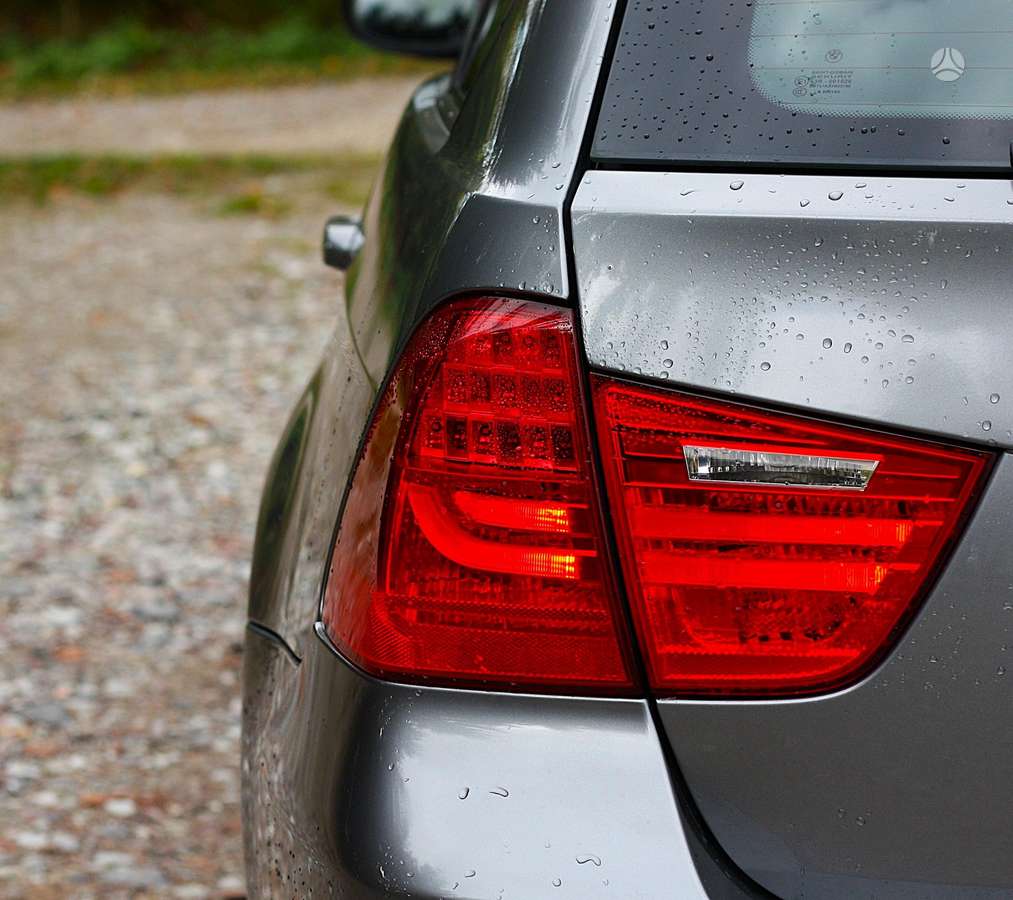BMW 320, 2.0 l., wagon