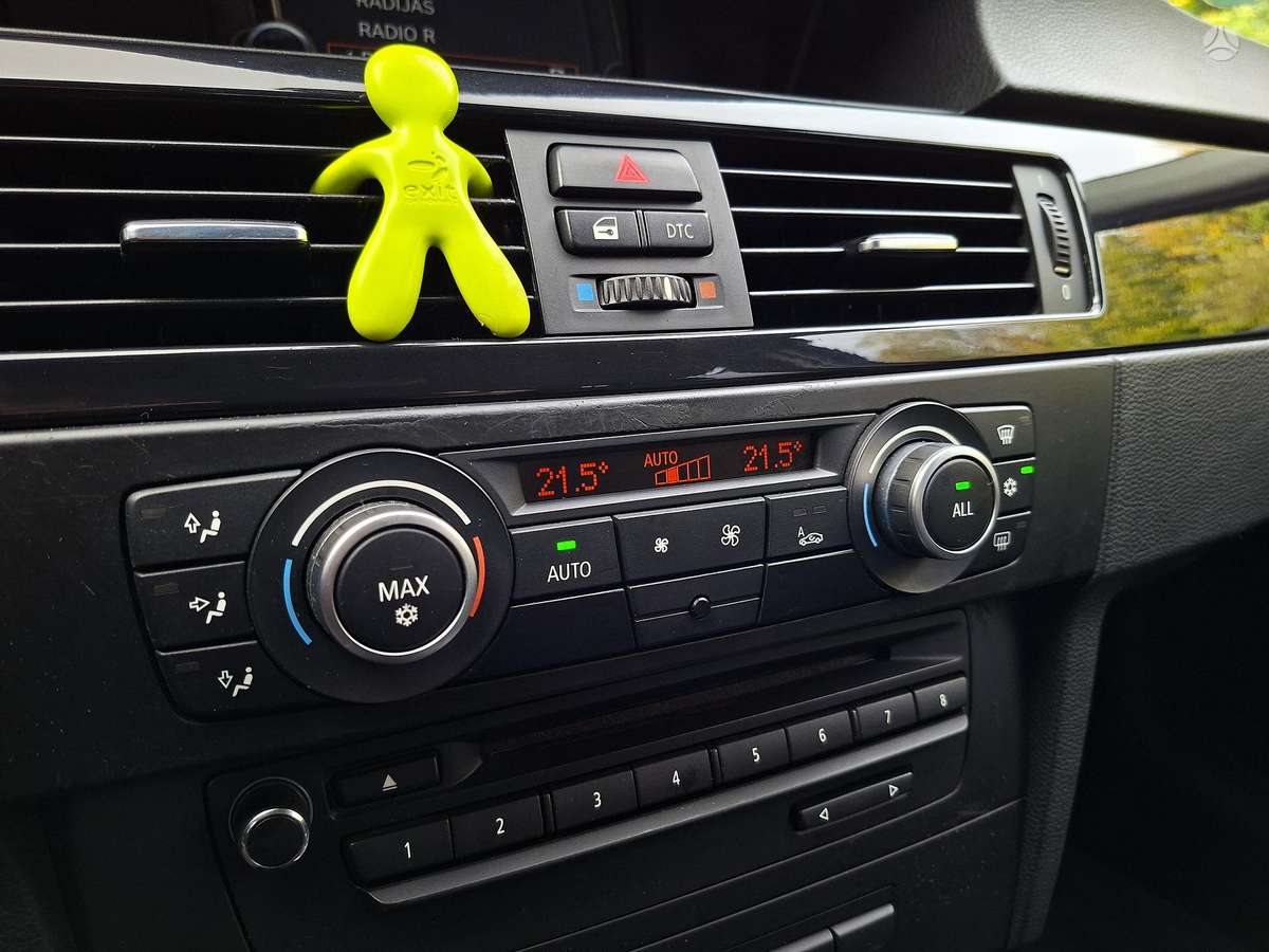 BMW 320, 2.0 l., wagon