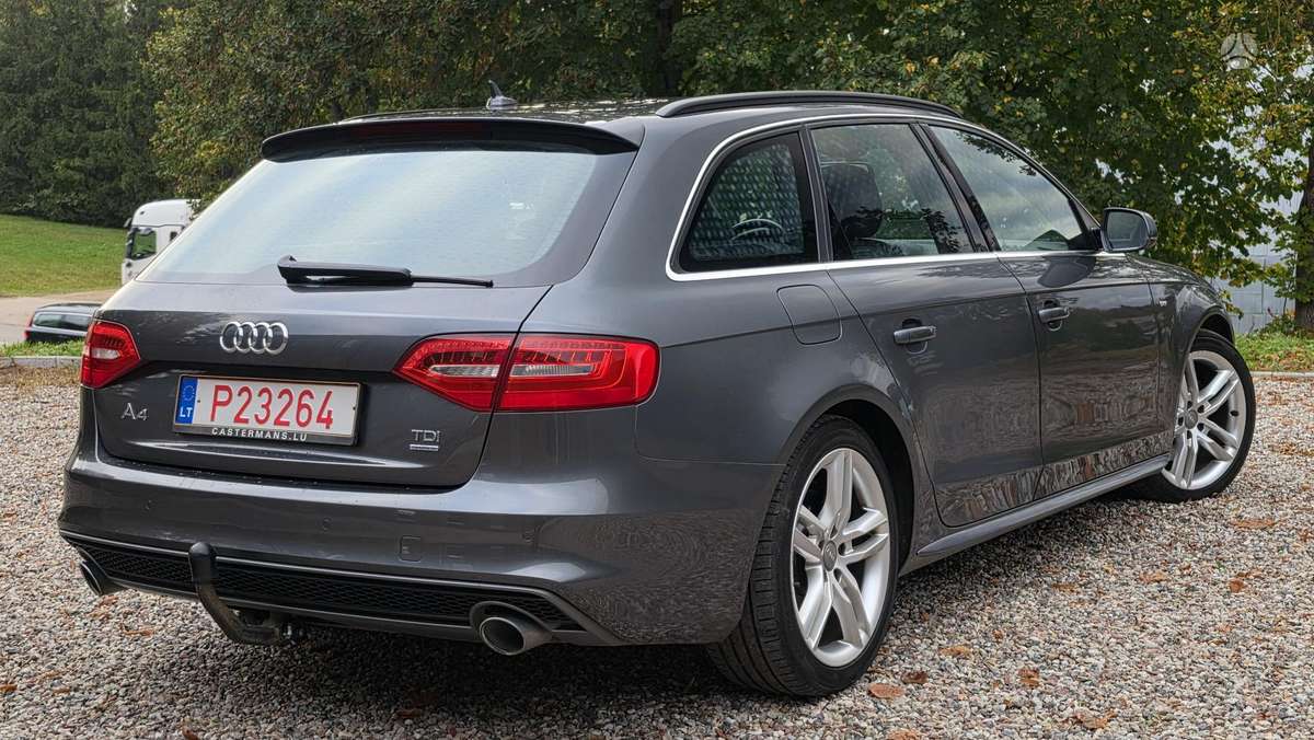 Audi A4, 3.0 l., universalas