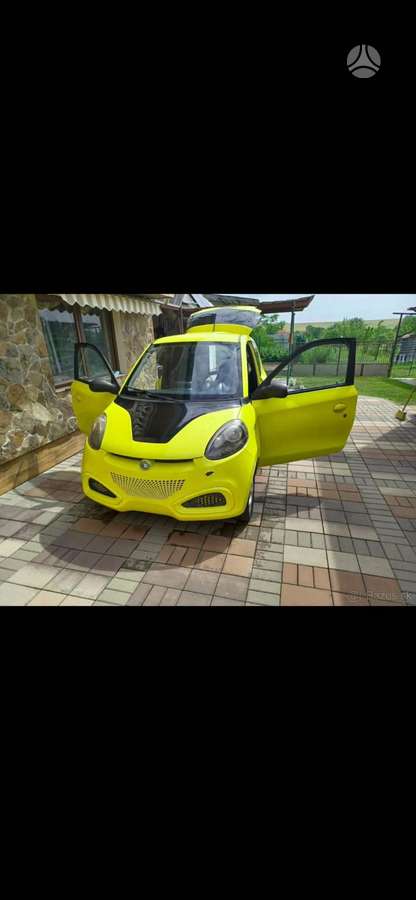 Zhidou D1 L7e, hatchback