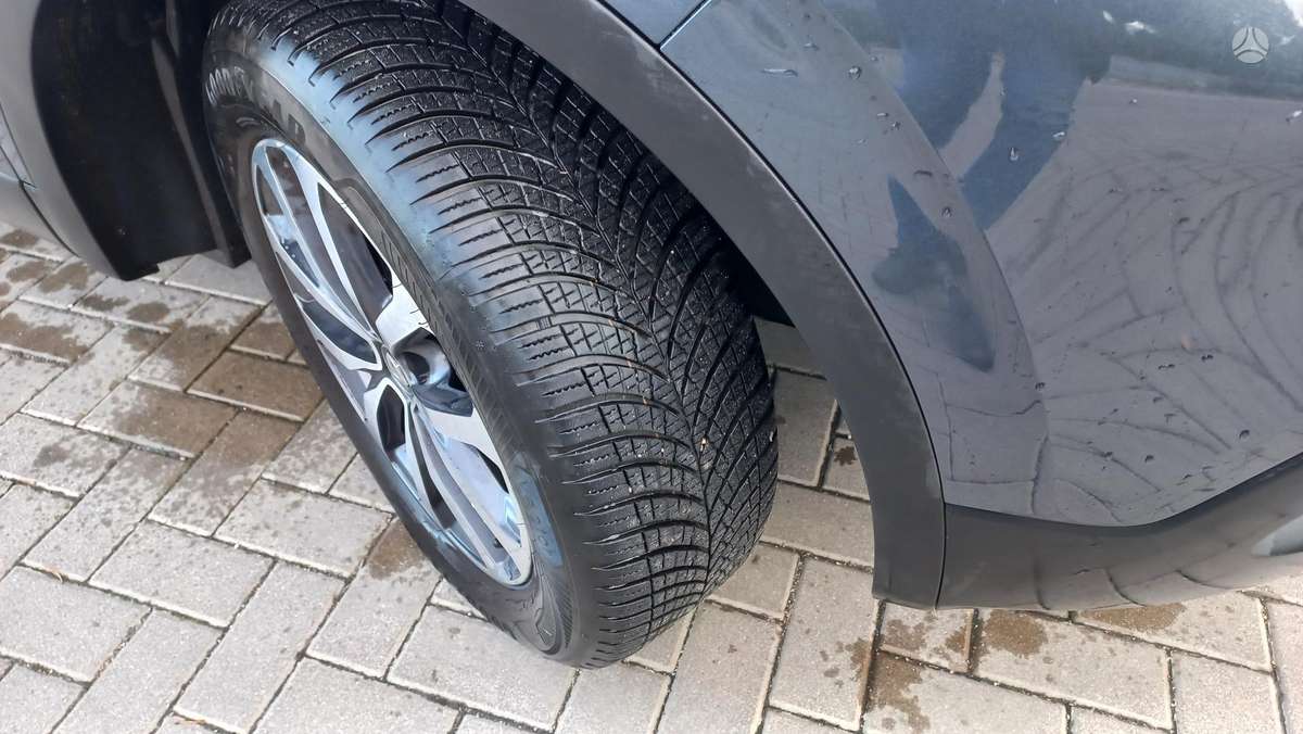 Renault Kadjar, 1.2 l., Внедорожник / Кроссовер