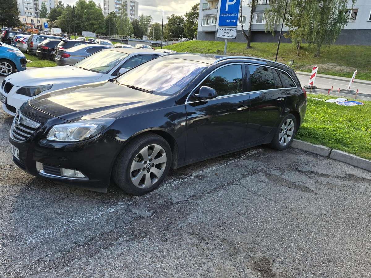 Opel Insignia, 2.0 l., Универсал