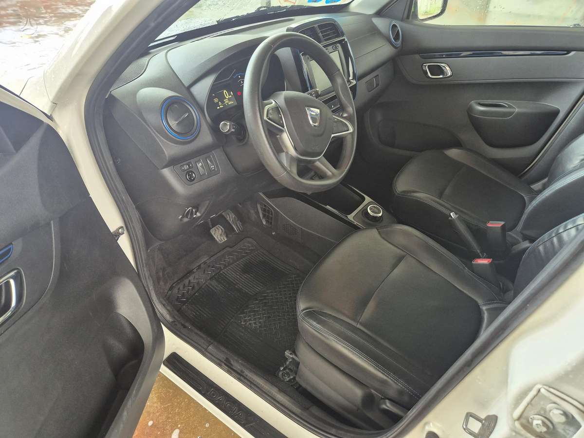 Dacia Spring, Хэтчбек