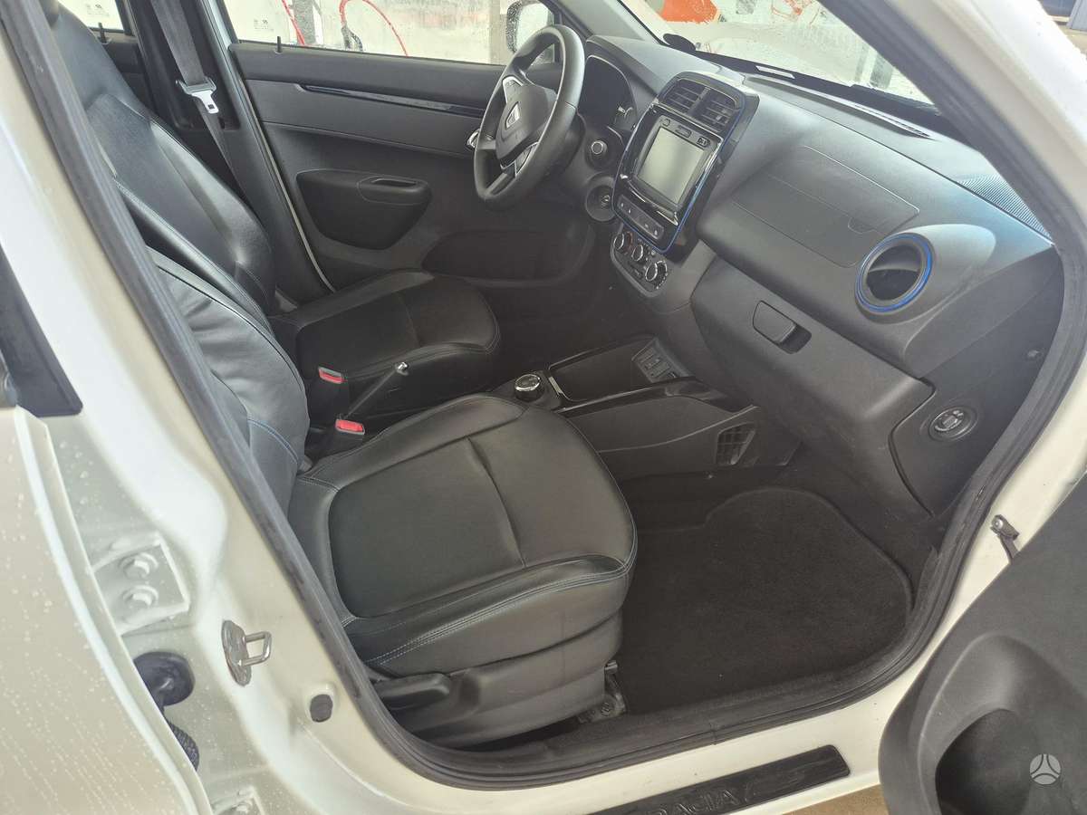 Dacia Spring, Хэтчбек