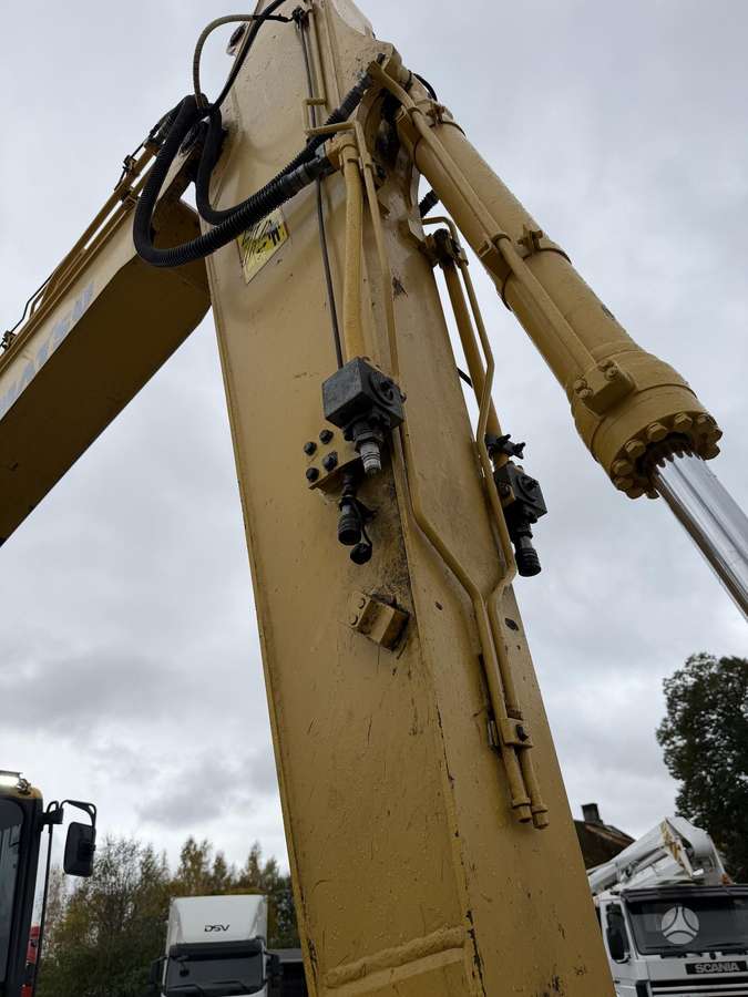 Komatsu PC160 LC8, ekskavatoriai