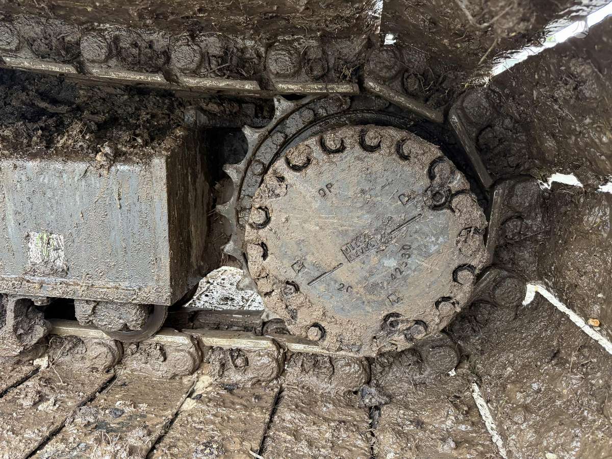 Komatsu PC160 LC8, excavator