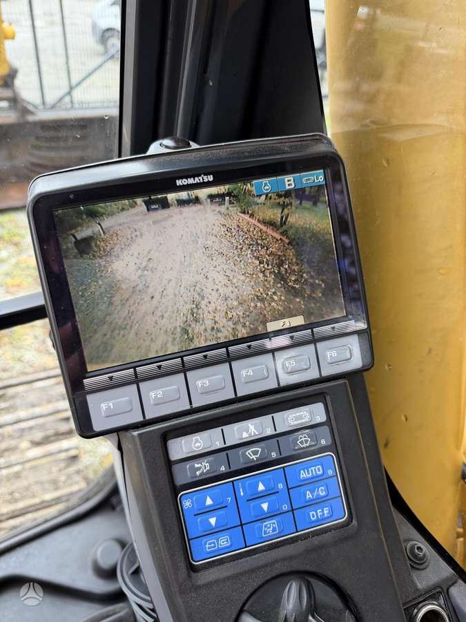 Komatsu PC160 LC8, экскаваторы