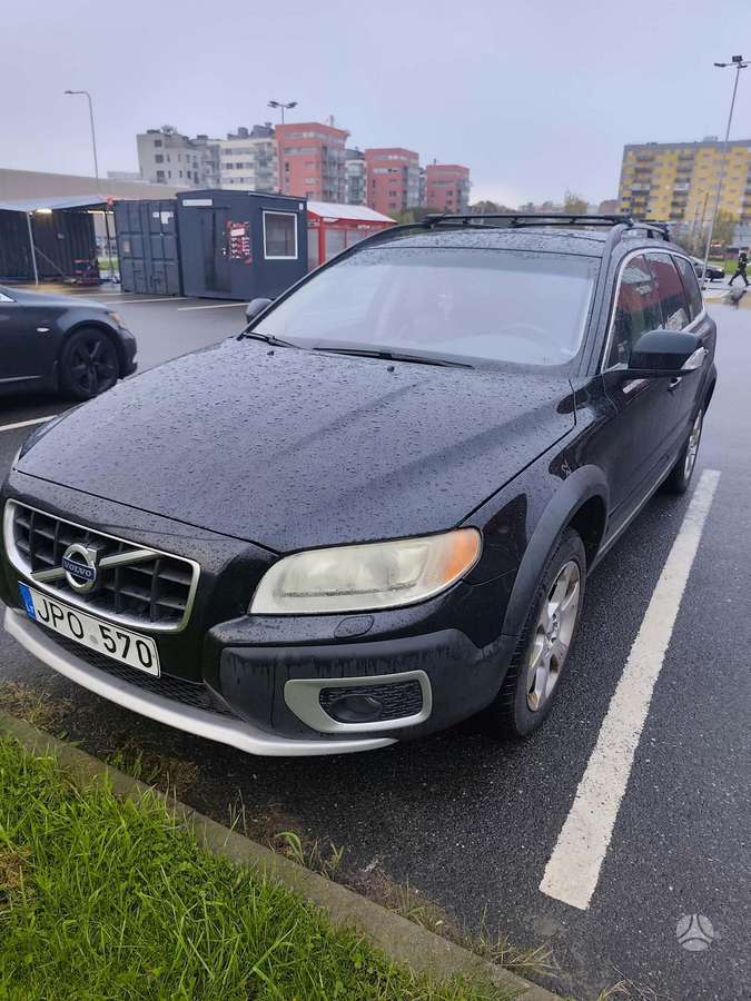 Volvo XC70, 2.4 l., wagon
