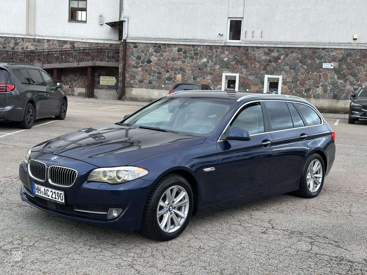 BMW 520, 2.0 l., universalas