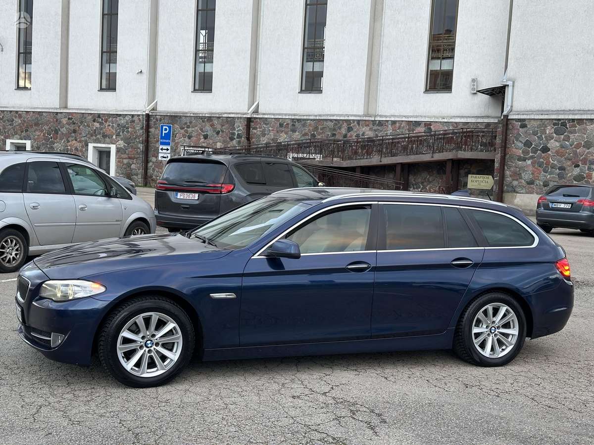 BMW 520, 2.0 l., universalas