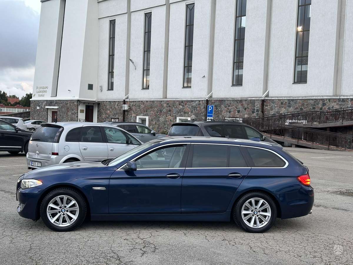 BMW 520, 2.0 l., wagon