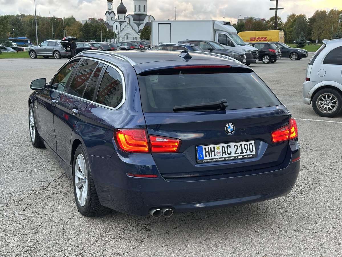 BMW 520, 2.0 l., wagon