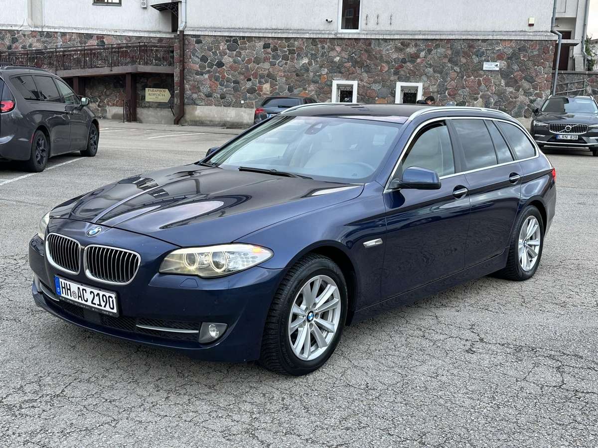 BMW 520, 2.0 l., wagon