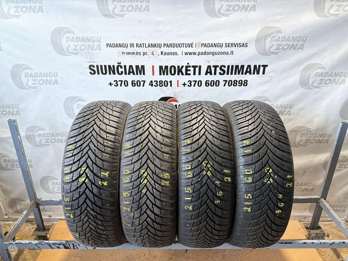 Firestone Winterhawk 4, winter 215/60 R17