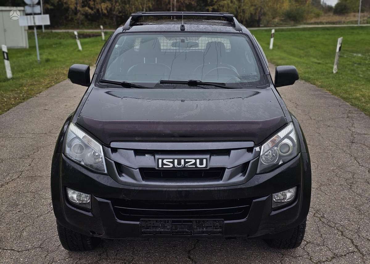 Isuzu D-Max, 2.5 l., off-road / crossover