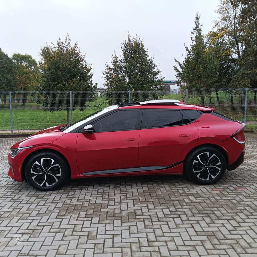 Kia EV6, 77 kWh, hatchback