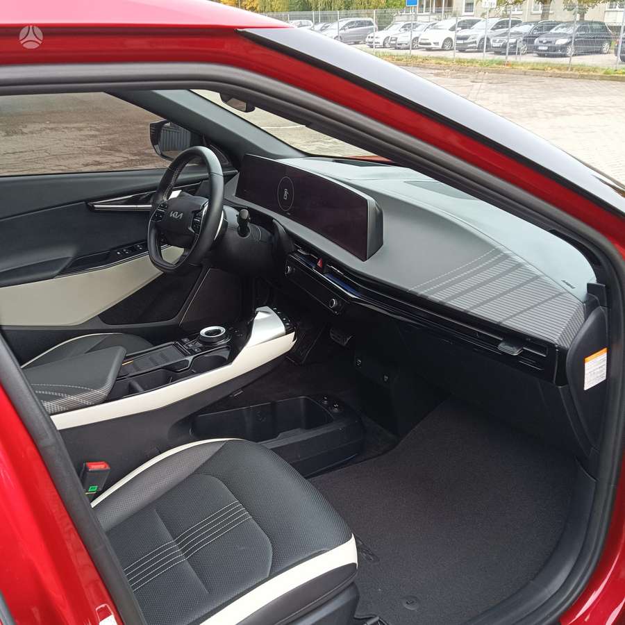 Kia EV6, 77 kWh, hatchback