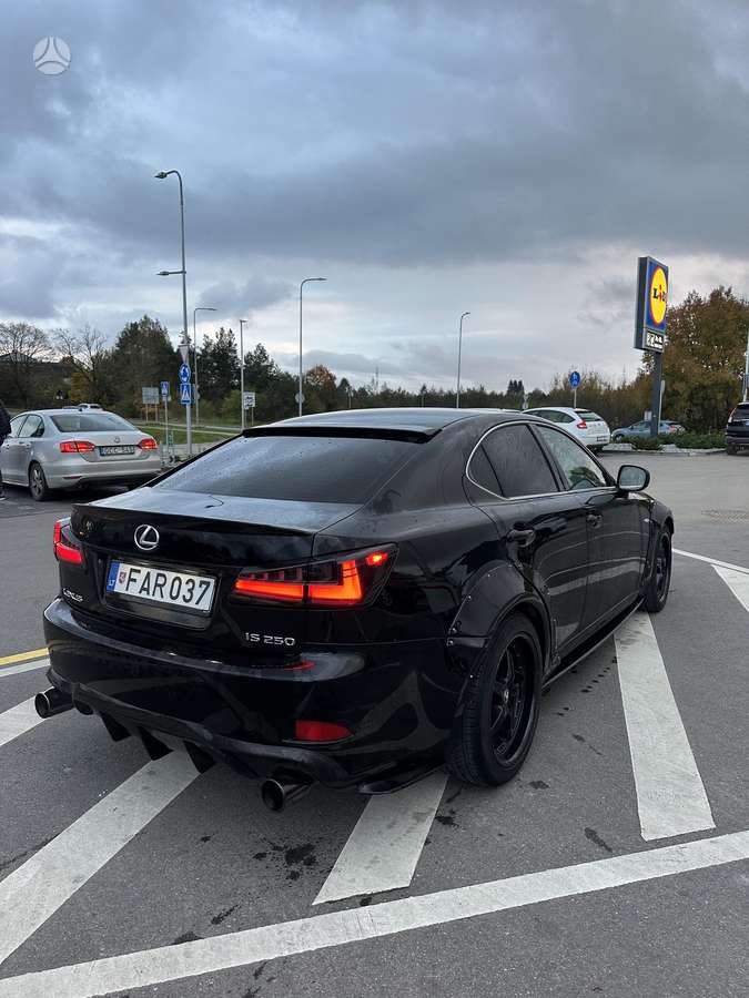 Lexus IS 250, 2.5 l., Седан