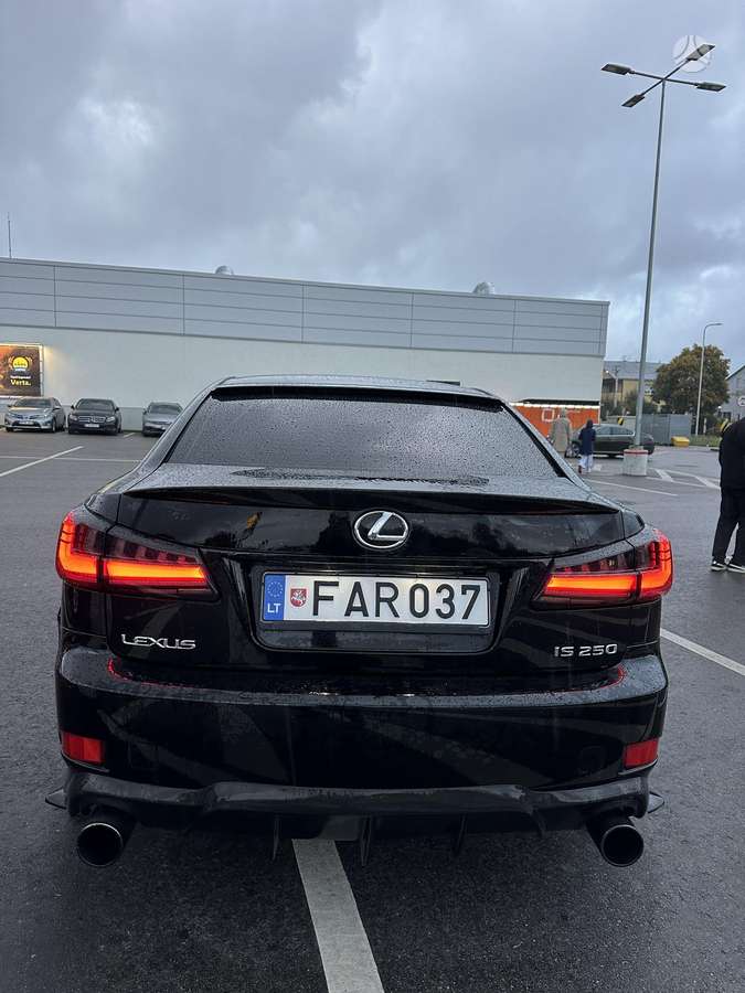 Lexus IS 250, 2.5 l., Седан