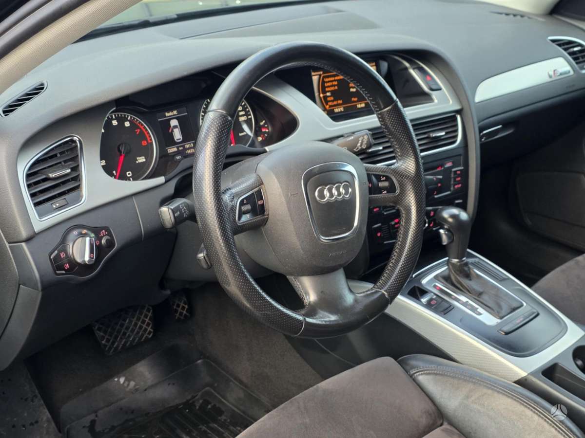 Audi A4, 2.0 l., universalas