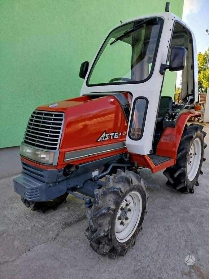 Iseki TX1300, traktori