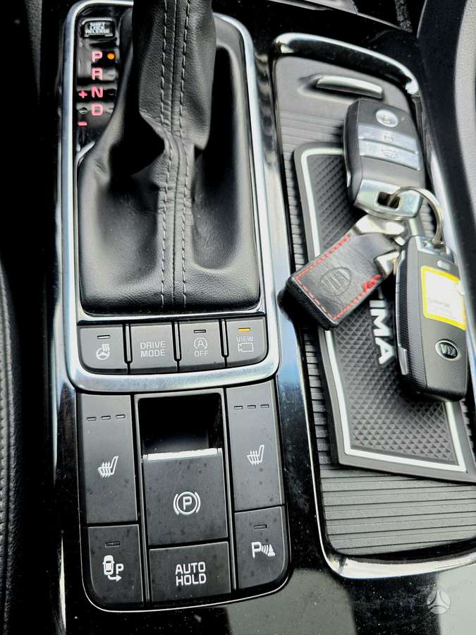 Kia Optima, 1.7 l., Седан